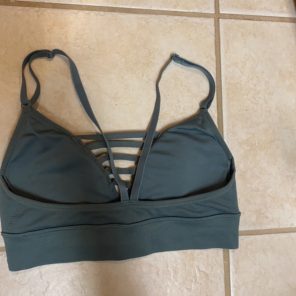 Victoria Secret Sport- sports Bra - olive green- like new - Picture 4 of 4
